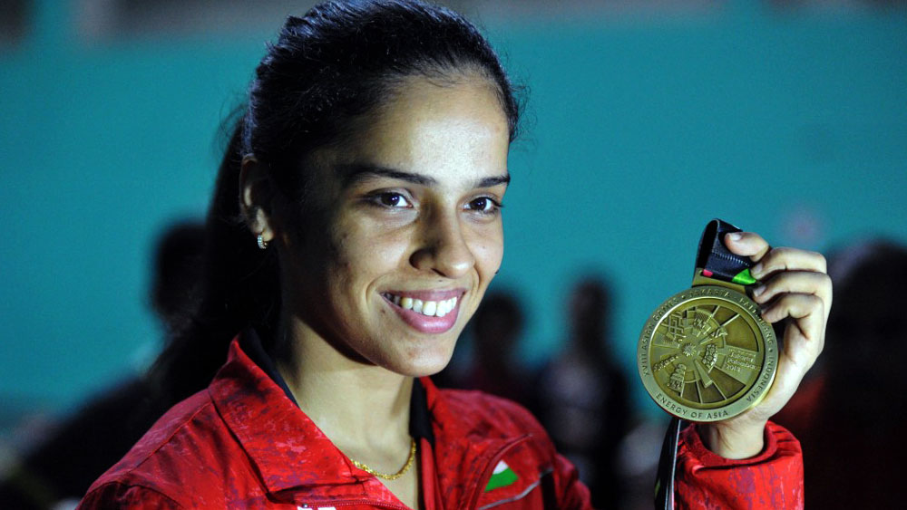 ২০১৮ বছরটাও খারাপ যায়নি। প্রথমে কমনওয়েলথ গেমসে সোনা জেতেন। এর পর এশিয়ান গেমসে পদক পান।