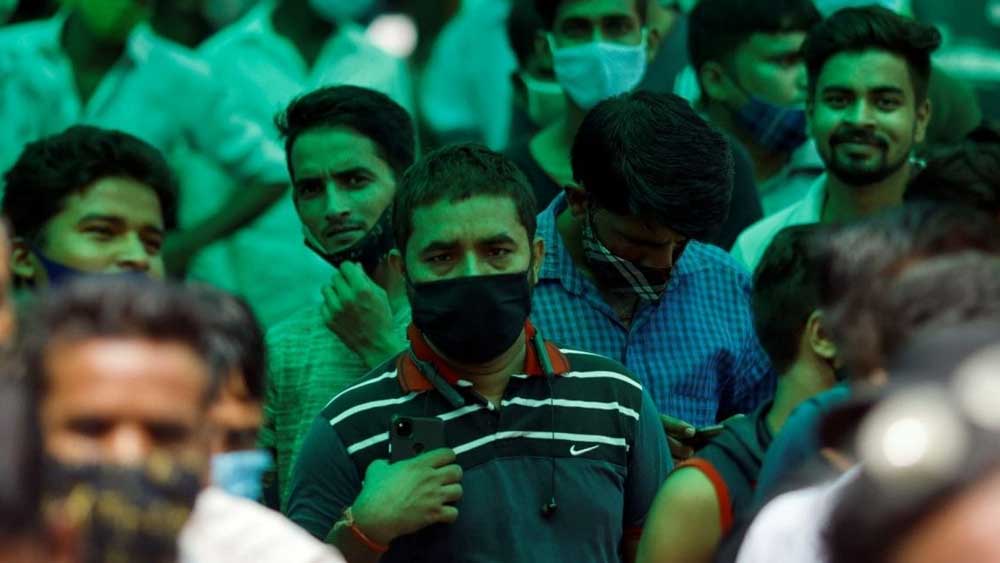 ব্যক্তি স্বাধীনতা, সরকারের উপর আস্থা, সুস্থ জীবনযাপনের প্রত্যাশার মতো মাপকাঠিও মাথায় রাখা হয় এই রিপোর্ট তৈরির সময়। এই সব মাপকাঠিতে ভারতের মান যে ‘অচ্ছে’ নয়, তা স্পষ্ট।