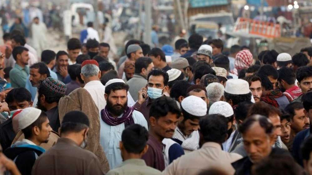 সদ্য প্রকাশিত তালিকায় ১২১ নম্বরে জায়গা পেয়েছে ইমরান খানের দেশ। তবে অবনতি হয়েছে পাকিস্তানের। গত বার (২০১৬-২০১৮ সালের তথ্যের ভিত্তিতে)-এর রিপোর্টে পাকিস্তানের স্থান ছিল ৬৭ নম্বরে। 