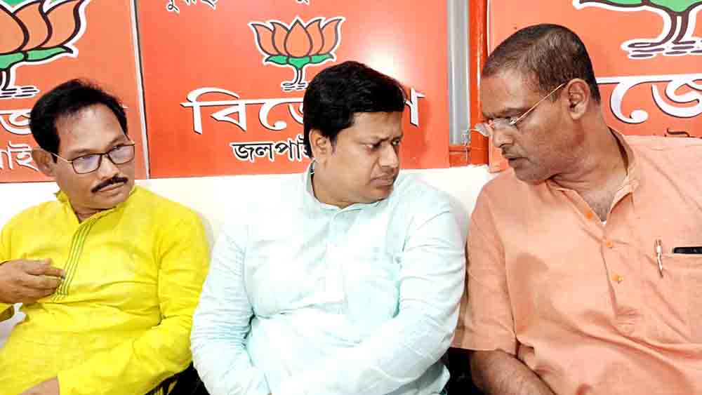 Sukanta Majumdar says to leave workers who wants to join TMC