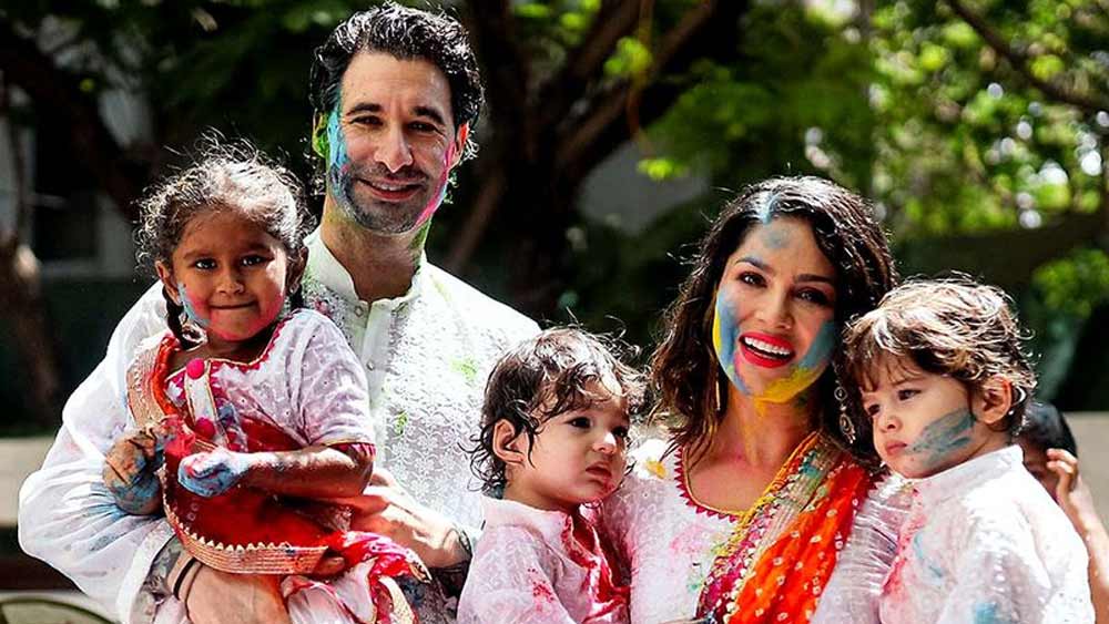 ২০১১ সালে সানি এবং ড্যানিয়েলের বিয়ে হয়। তাঁদের তিনটি সন্তান। ২০১৭ সালে এই দম্পতি এক শিশুকন্যাকে দত্তক নেন। এ ছাড়াও ২০১৮ সালে সারোগেসি পদ্ধতিতে এই দম্পতির যমজ ছেলে হয়।