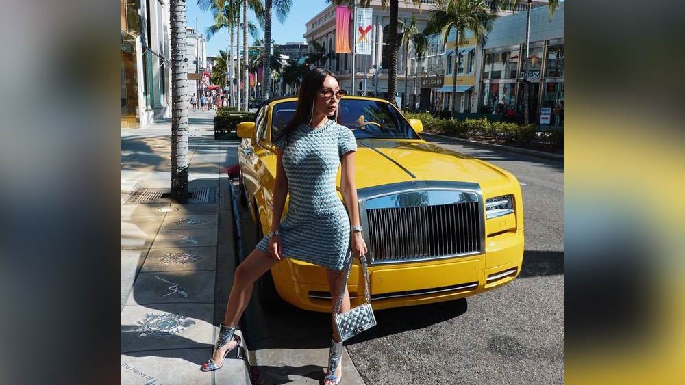 রোজা আমেরিকার বাসিন্দা হলেও তাঁর পরিবার এখনও রাশিয়াতেই বসবাস করে। 