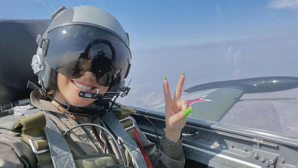 রাশিয়ার পেট্রল এবং গ্যাসেও নিষেধাজ্ঞা আরোপ করা উচিৎ বলেও তিনি উল্লেখ করেন। রাশিয়ার অধিকাংশ জনগণ যুদ্ধের বিপক্ষে থাকলেও তাঁরা সরাসরি সরকারের বিরুদ্ধে কথা বলতে ভয় পাচ্ছেন বলেও তিনি দাবি করেন।