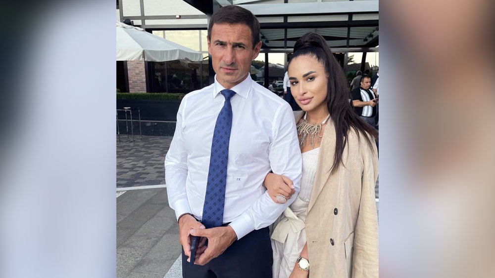 ইতিমধ্যেই ভিলক চেকপয়েন্টের সীমন্তরক্ষীদের বিরুদ্ধে তদন্ত চালানো হবে বলেও জানা গিয়েছে। কারণ মনে করা হচ্ছে যে, অর্থ পাচার করার বিষয়ে তাঁরা অবগত ছিলেন।