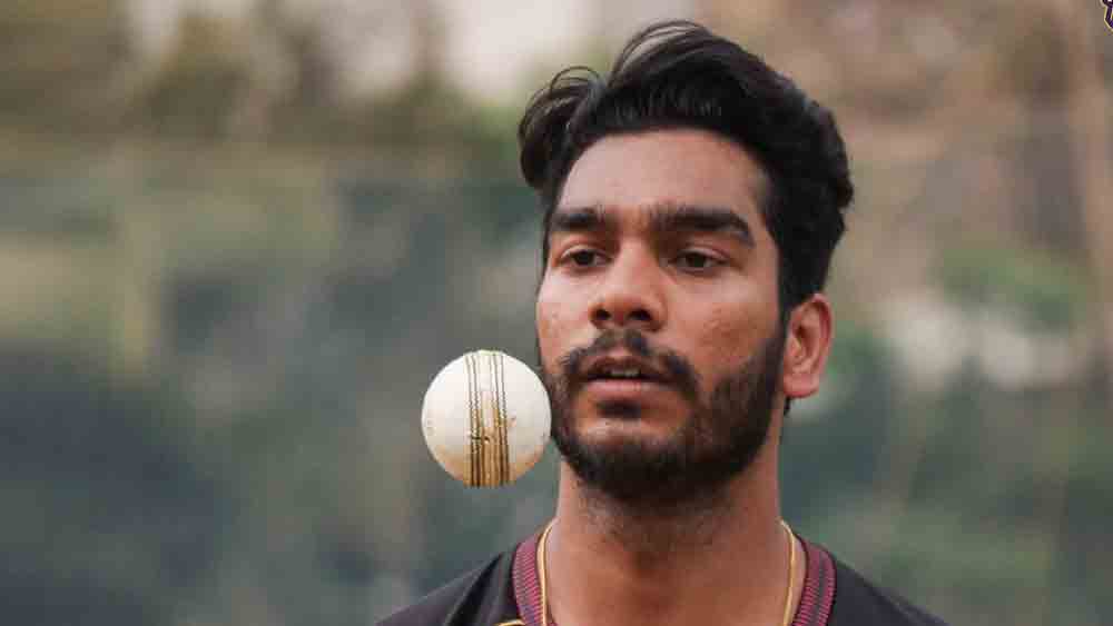 বেঙ্কটেশ আয়ার: গত বারের আইপিএলে দুরন্ত ছন্দে ছিলেন বেঙ্কটেশ। জায়গা করে নিয়েছিলেন ভারতীয় দলেও। সেখানে মিডল অর্ডারে খেলতে নামলেও আইপিএলে ফের ওপেনার হিসেবেই তাঁকে দেখতে পাওয়ার সম্ভাবনা বেশি।