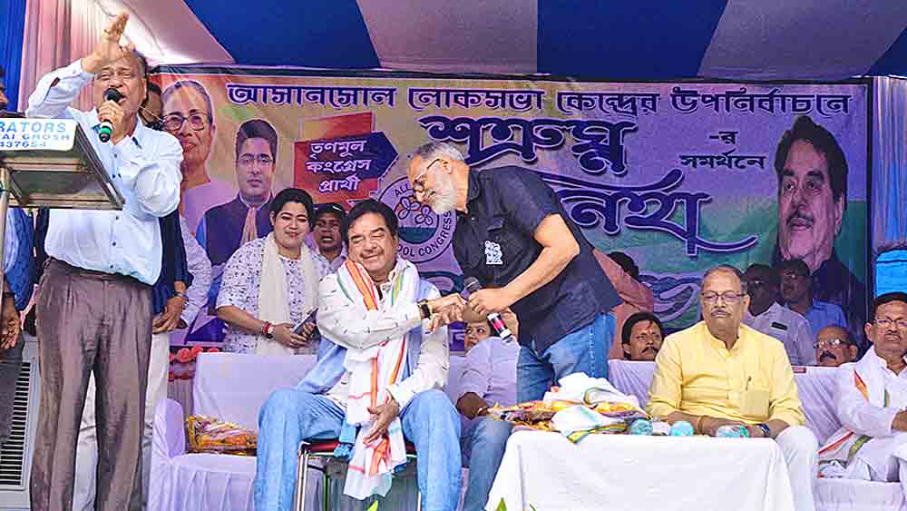 TMC councilor felt insulted in campaign of Shatrughan Sinha in Asansol