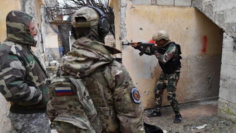 এর আগে বিশেষ অভিযান চালানোর জন্য এই বাহিনীকে পূর্ব আফ্রিকায় মোতায়েন করে ক্রেমলিন। যদিও এর দায় বরাবরই এড়িয়ে গিয়েছে রাশিয়া।