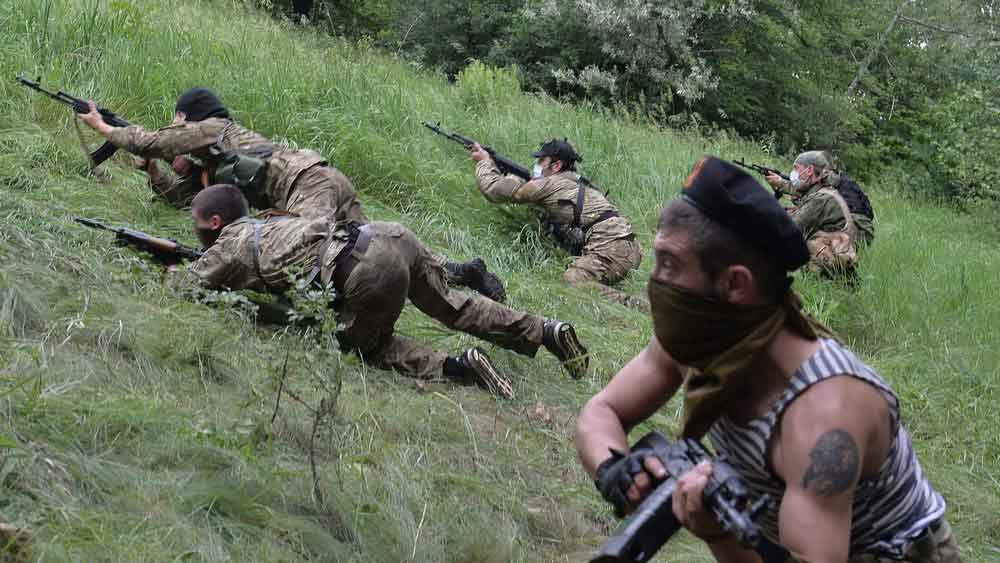 পুতিনের বিরুদ্ধে অভিযোগ, সিরিয়ার আন্দোলকারীদের দমন করতেও তিনি এই ওয়াগনার বাহিনীকে কাজে লাগিয়েছিলেন।