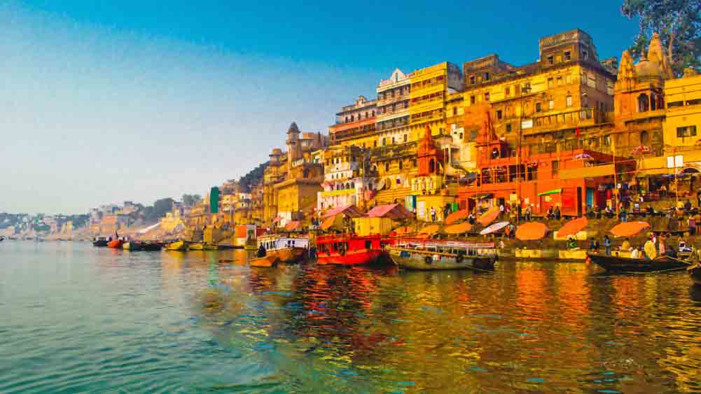 নগরচিত্র: পুণ্যতোয়া গঙ্গার তটভূমি ধরেই গড়ে উঠেছে বারাণসীর স্থাপত্য  