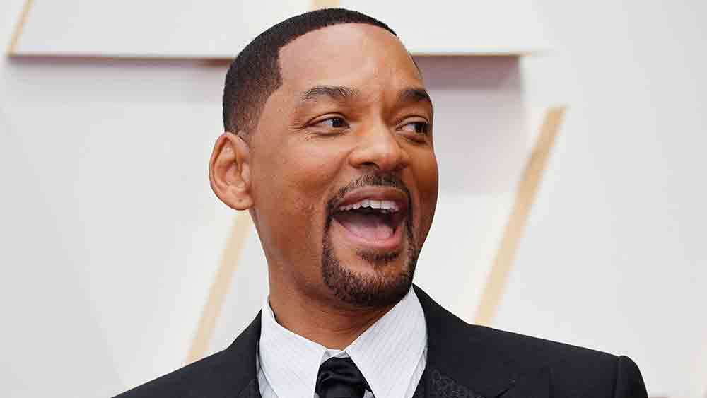 গত বছরই ক্রিসের আত্মজীবনী প্রকাশিত হয়েছে। ‘উইল’ নামে সে আত্মকথায় উইলের সঙ্গে কলম ধরছেন মার্ক ম্যানসনও। তাতেই নিজের জীবনের অজানা বহু কথায় বিতর্কে জড়িয়েছেন উইল।