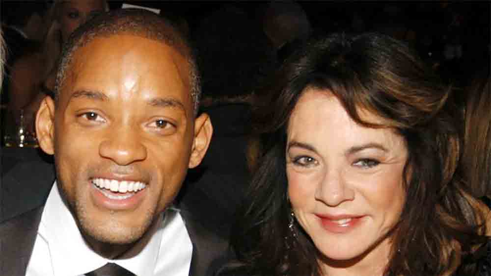 আত্মজীবনীতে উইল স্বীকার করেছেন, ১৯৯৩ সালে ‘সিক্স ডিগ্রিজ অব সেপারেশন’ ছবিতে কাজ করার সময় স্টকওয়ার্ড চ্যানিংয়ের উপর টান জন্মেছে। সে সময় প্রথম স্ত্রী শেরি জ্যাম্পিনোর সঙ্গে চুটিয়ে ঘর করছেন উইল।