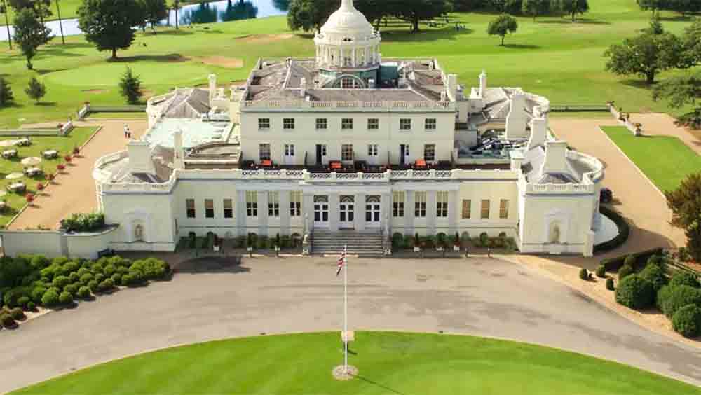 এই প্রথম নয়। এর আগেও অবশ্য হোটেল ব্যবসায় বিনিয়োগ করেছেন মুকেশ। গত বছর ব্রিটেনের স্টোক পার্ক নামে একটি হোটেল কিনেছেন ৫৯২ কোটিতে। তবে এ বার তাঁর লক্ষ্য আমেরিকার বাজার। তার জন্য স্টোক পার্কের থেকেও চার গুণ বেশি টাকা খসিয়েছেন তিনি।