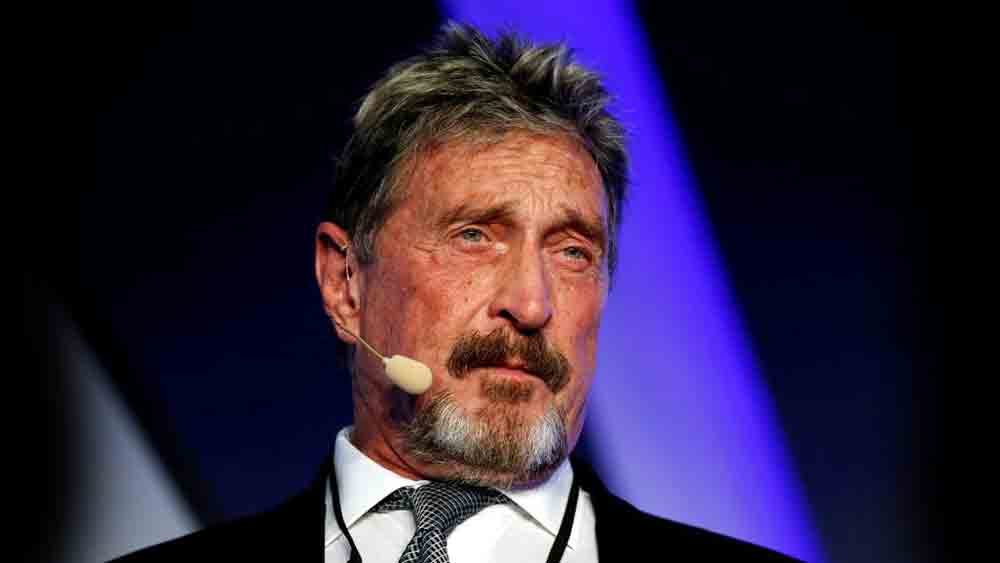 অ্যান্টিভাইরাস সফটঅয়্যার কোম্পানির প্রতিষ্ঠাতা জন ম্যাকাফিকে স্পেনের বার্সেলোনার একটি কারাগারে মৃত অবস্থায় পাওয়া যায়। প্রাথমিক তদন্তে পুলিশের অনুমান ছিল আত্মহত্যা করেছেন তিনি। বর্ণময় চরিত্রের ম্যাকাফি কেন আত্মহত্যা করলেন তা আজও রহস্য।