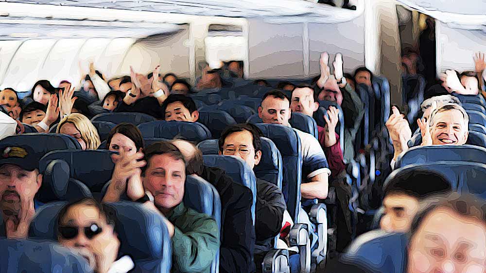 তবে এর পরেও বিমানে কয়েকটি ব্যাটারিচালিত যন্ত্র কাজ করার কারণে অব্যর্থ মৃত্যুর হাত থেকে বাঁচার ক্ষীণ আশা দেখতে পান বিমানচালকেরা।