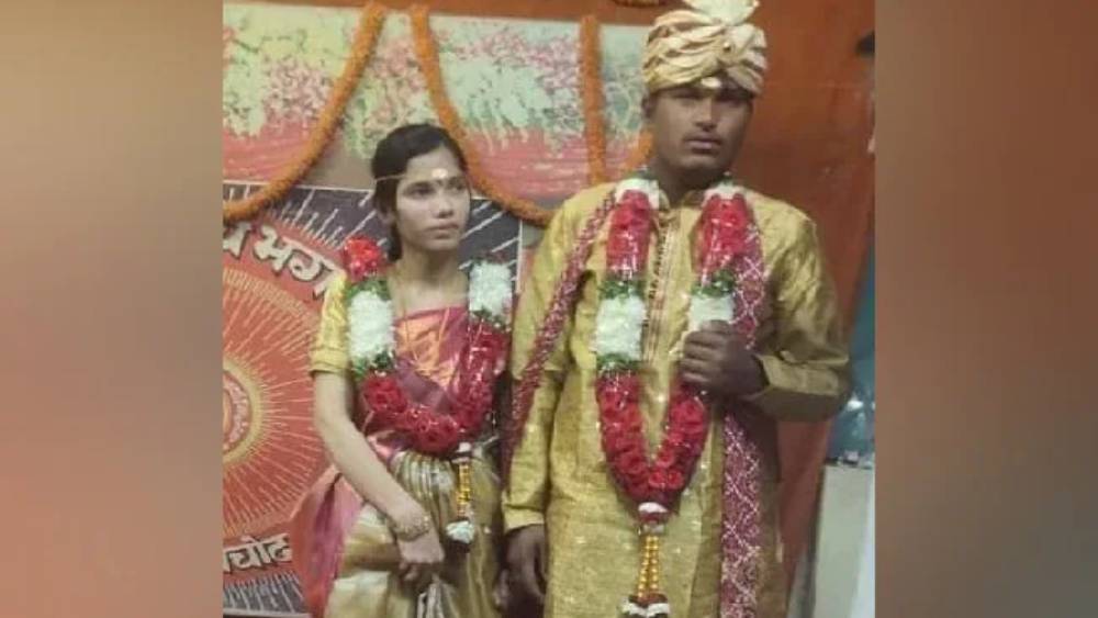 অসরিন সুলতানা এবং বি নাগার্জু