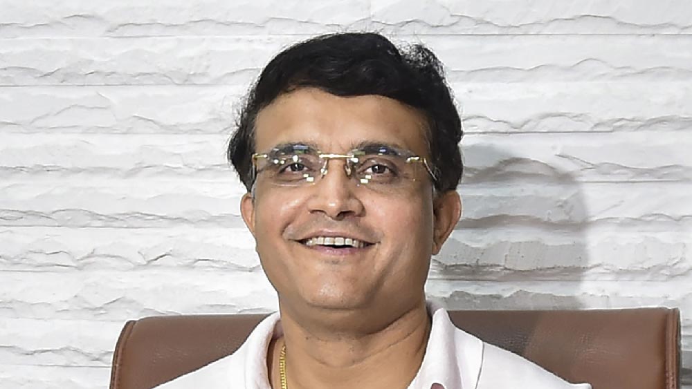 ন’বছর পর ২০১৫ সালে ডালমিয়ার প্রয়াণের পর সৌরভই সিএবি-তে তাঁর চেয়ারে বসেন।  