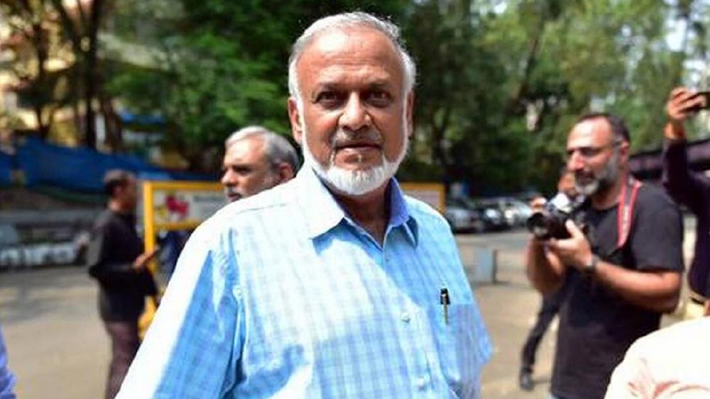 শ্রীনিবাসনের জায়গায় তাঁরই ঘনিষ্ঠ ব্রিজেশ পটেলের নাম বোর্ড সভাপতি হিসেবে উঠে আসে। ব্রিজেশের ভারতীয় ক্রিকেট বোর্ডের প্রধান হওয়া প্রায় নিশ্চিত হয়ে যায়। অনেকে তাঁকে অভিনন্দনও জানিয়ে দেন। কয়েকটি সংবাদমাধ্যমে খবরও প্রকাশিত হয়ে সেই মর্মে।