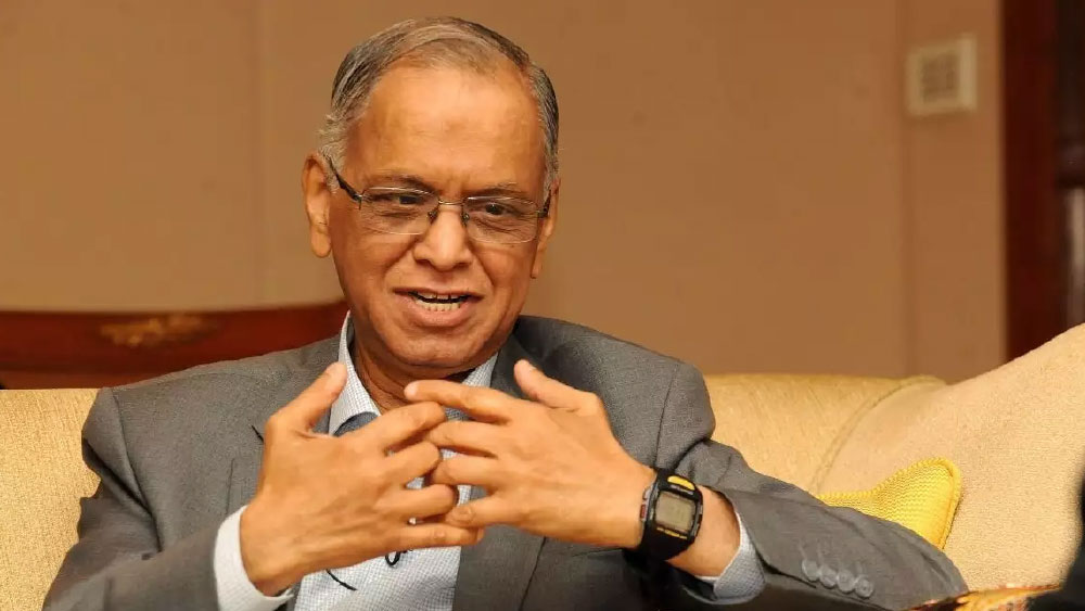 ২০১২ সালে ফরচুন ম্যাগাজিনের বিচারে তিনি এ প্রজন্মের প্রথম ১২ জন উদ্যোগপতিদের এক জন। ২০০৮ সালে পদ্মভূষণ সম্মানে তাঁকে ভূষিত করে ভারত সরকার।