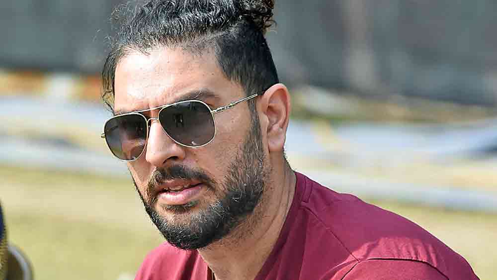 Yuvraj Singh | Yuvraj Singh sighs about not being able to be a perfect test  cricketer - Anandabazar