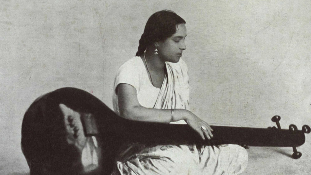 বিখ্যাত বাঈজিদের যে নাম বিভিন্ন বইয়ে পাওয়া যায়, তাঁরা হলেন, নিকি বাঈ, অসরুন জিন্নাত, বেগম জান, মির্জা জান, হীরা বুলবুল, গওহর জান, নুরজাহান, মালকা জান, জানকি বাই (ছপ্পন ছুরি), জদ্দন বাই (অভিনেত্রী নার্গিসের মা, সঙ্গের ছবিতে), কোহিনুর, ইন্দুবালা প্রমুখ।