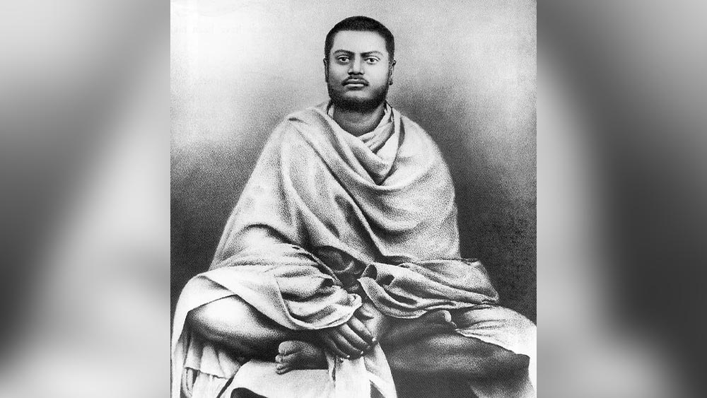 খেতড়ী রাজসভায় বসেছে মজলিশ। শেষ অনুষ্ঠান বাঈগান। এ সব জেনেশুনে বিবেকানন্দ সভা ছেড়ে বেরোতে চাইছেন।