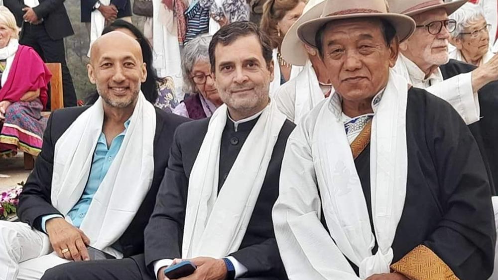 দিন কয়েক আগে কংগ্রেস জানিয়েছিল রাহুলের এই বন্ধুর কথা। বলেছিল, বন্ধুর বিয়েতে যোগ দিতে কাঠমাণ্ডু গিয়েছেন কংগ্রেস নেতা।