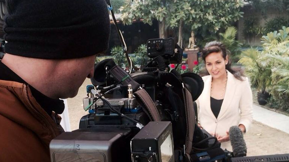 সিএনএনের রিপোর্টার ছিলেন সুমনিমা। ভারতের বহু রাজনৈতিক ঘটনার রিপোর্ট করেছেন। এমনকি, ২০১৪ সালের লোকসভা নির্বাচনেও ভারতে ছিলেন সুমনিমা। সে বছর কংগ্রেসকে হারিয়ে বিপুল ভোটে ক্ষমতায় এসেছিল বিজেপি। তখন মোদী নেতৃত্বাধীন বিজেপির বিরুদ্ধে প্রধানমন্ত্রীর মুখ হিসেব রাহুলকে সামনে রেখে লড়েছিল কংগ্রেস। ভারতের লোকসভা নির্বাচনের খবর করছিলেন সুমনিমা।