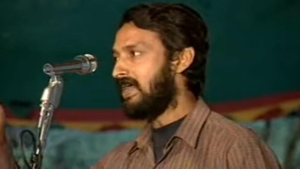 জেএনইউ-তে ভর্তি হওয়ার পর বিশ্ববিদ্যালয়ে লিবারেশনের সংগঠন গড়ে তোলার পিছনে বড় হাত ছিল চন্দ্রশেখরের। তিন বছর পর পর ছাত্রভোটে জয় লাভ করেছিলেন। তার মধ্যে দু’বার সভাপতিও নির্বাচিত হয়েছিলেন। ১৯৯৭ সালের ৩১ মার্চ সিবানে এক সভায় বক্তৃতা চলাকালীন গুলি করে হত্যা করা হয় চন্দ্রশেখরকে। অভিযোগের তির ছিল আরজেডি নেতা মহম্মদ শাহাবুদ্দিনের দিকে। কিন্তু তার কোনও প্রমাণ পাওয়া যায়নি। মৃত্যুর কারণ হিসেবে জনসাধারণের মধ্যে তাঁর প্রবল জনপ্রিয়তাকে দায়ী করা হয়। তাঁর মৃত্যুতে দেশের ছাত্র সমাজ বিক্ষোভে ফেটে পড়ে। কয়েক জনকে গ্রেফতার করা হলেও মূল আসামি আজও অধরা।