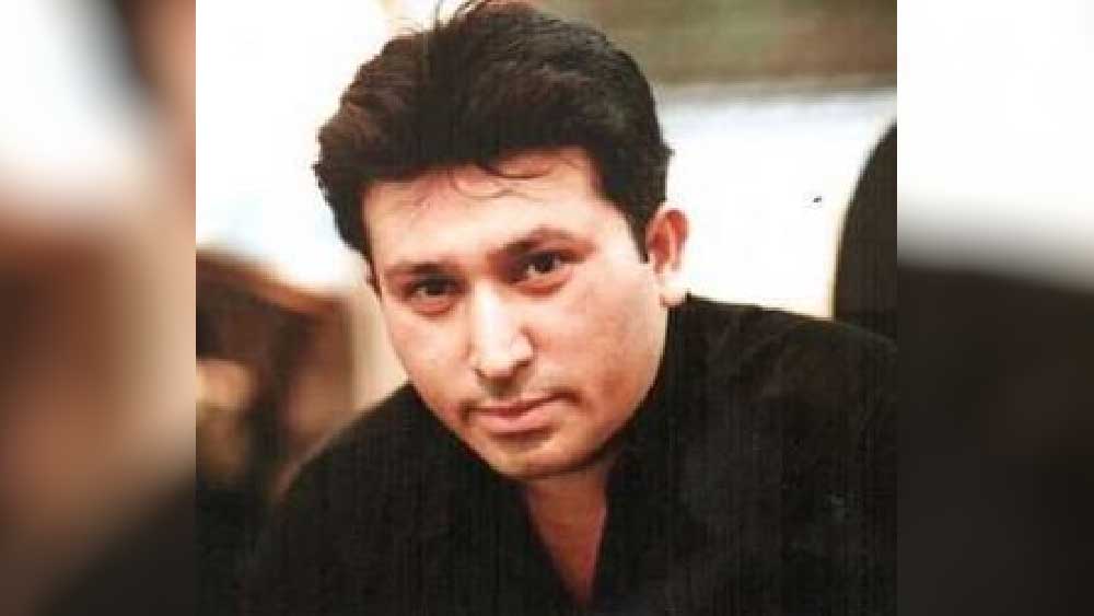 শাদাবের দাবি, তাঁদের এমনটা হাওয়ার কথা ছিল না। কেরিয়ারের মধ্যগগনে থাকাকালীন আমজাদ মারা যান। তিনি যথেষ্ট উপার্জন করতেন।