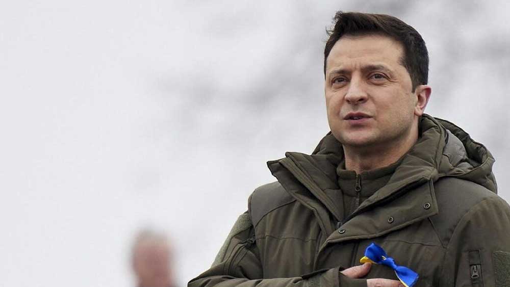 তাঁর সেই ভাবমূর্তিকে কাজে লাগিয়ে ইংল্যান্ডে তহবিল সংগ্রহে নামল ইউক্রেনের দূতাবাস।  