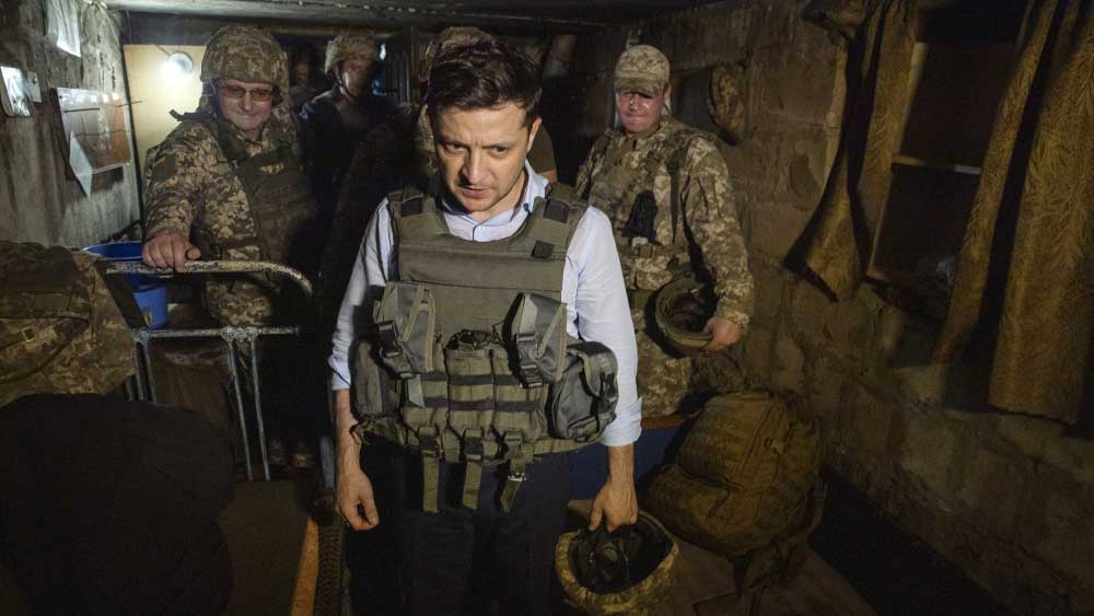 লন্ডনে অনুষ্ঠিত এই তহবিল সংগ্রহ কর্মসূচির নাম দেওয়া হয় ‘সাহসী ইউক্রেন’।