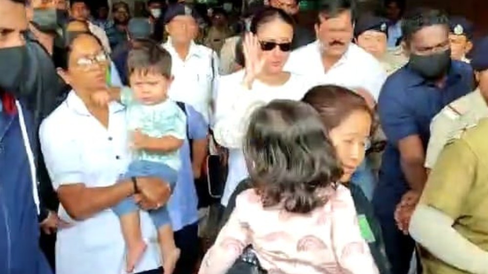 দার্জিলিংয়ে করিনা