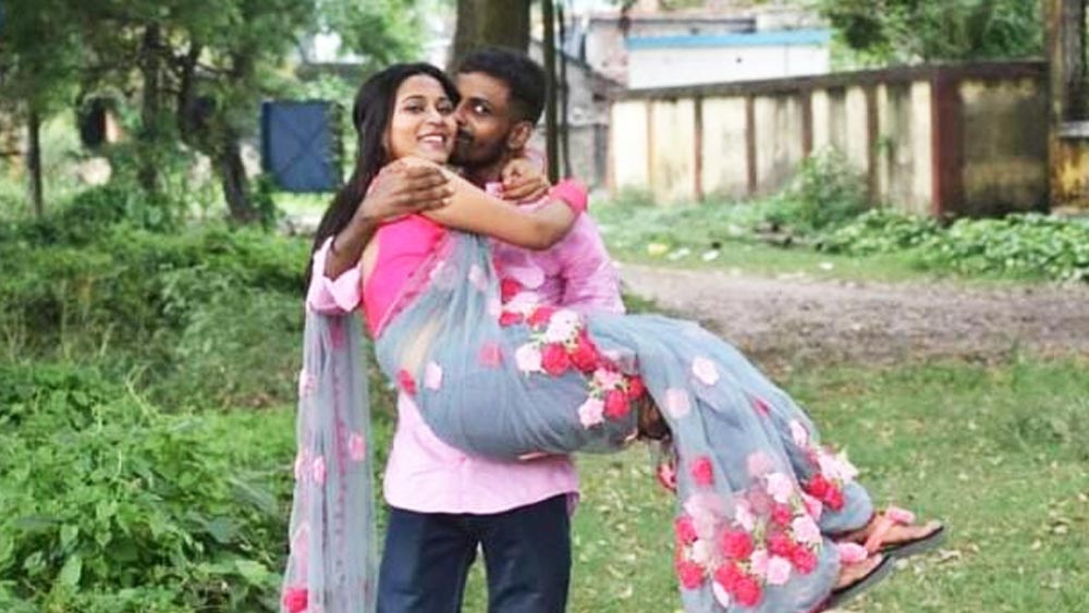 পোস্টদাতার প্রশ্ন, ‘সুশান্ত সুতপাকে উত্ত্যক্ত করত বা হুমকি দিত— এই অভিযোগগুলি মিথ্যা নয় তো?’