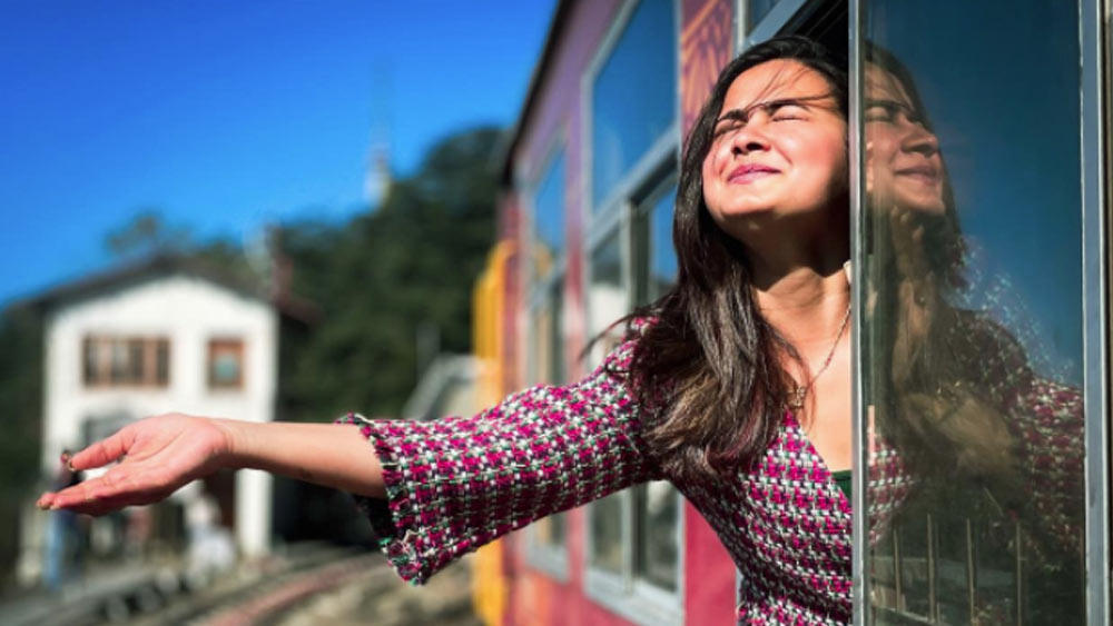 ডাকনাম মিষ্টু। বাড়ি হাওড়ার সাঁতরাগাছিতে। তবে সেখান থেকে মাস কয়েক আগেই গড়ফার একটি আবাসনে চলে এসেছিলেন পল্লবী। 