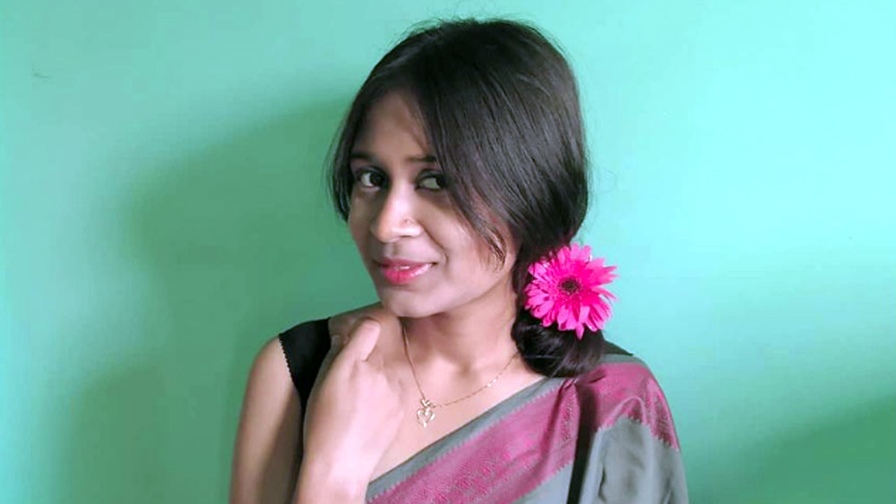 মনস্তাত্ত্বিকদের একাংশ বলছেন, দীর্ঘ দিনের অবদমন, প্রেমিকাকে হারিয়ে ফেলা এবং প্রেমিকার অন্যের সঙ্গে ‘ঘনিষ্ঠতা’ এবং এক বন্ধুর মাধ্যমে সুতপার গতিবিধির সব ‘খবর’ পৌঁছে যাওয়া ধীরে ধীরে সুশান্তের মনে ঘৃণার জন্ম দিয়েছিল। তাতেই বাড়ে জটিলতা।