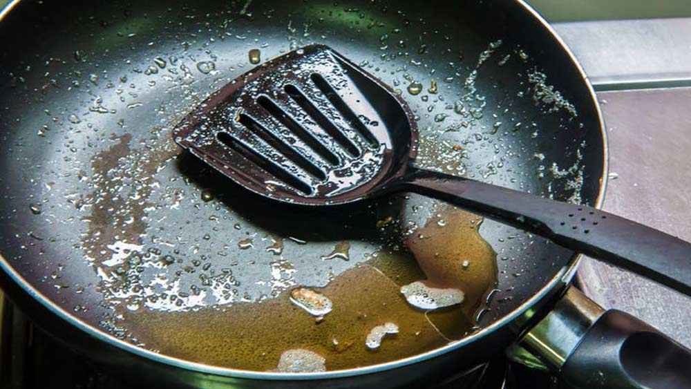 তেল ঠান্ডা হয়ে গেলে পরিশোধন হতে অসুবিধা হবে। 