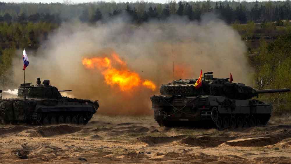 এই মুহূর্তে খারকিভ থেকে রুশ বাহিনীকে হঠাতে মরনপণ লড়াই চালাচ্ছে ইউক্রেন।