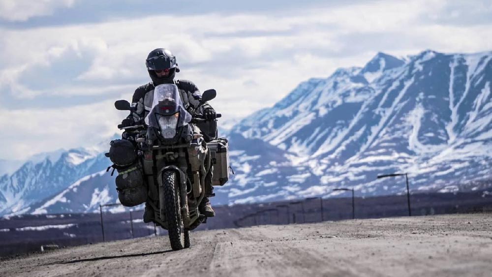 বাইকে কলকাতা থেকে সিয়াচেনের দূরত্ব প্রায় ৩ হাজার কিলোমিটার। কী ভাবে যাবেন? কবে, কোথায় থাকবেন? কবে, কোথায় ঘুরবেন? রইল তার পূর্ণ তালিকা।