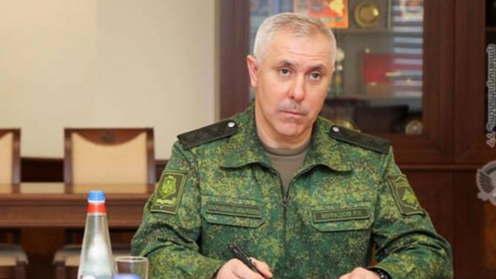 রুশ সেনাদের নিজেদের মধ্যে আলোচনায় সেই জেনারেলের নাম পুরো প্রকাশ করা না হলেও, মনে করা হচ্ছে তাঁরা লেফটেন্যান্ট জেনারেল রুস্তম মুরাদভের কথা বলছিলেন।