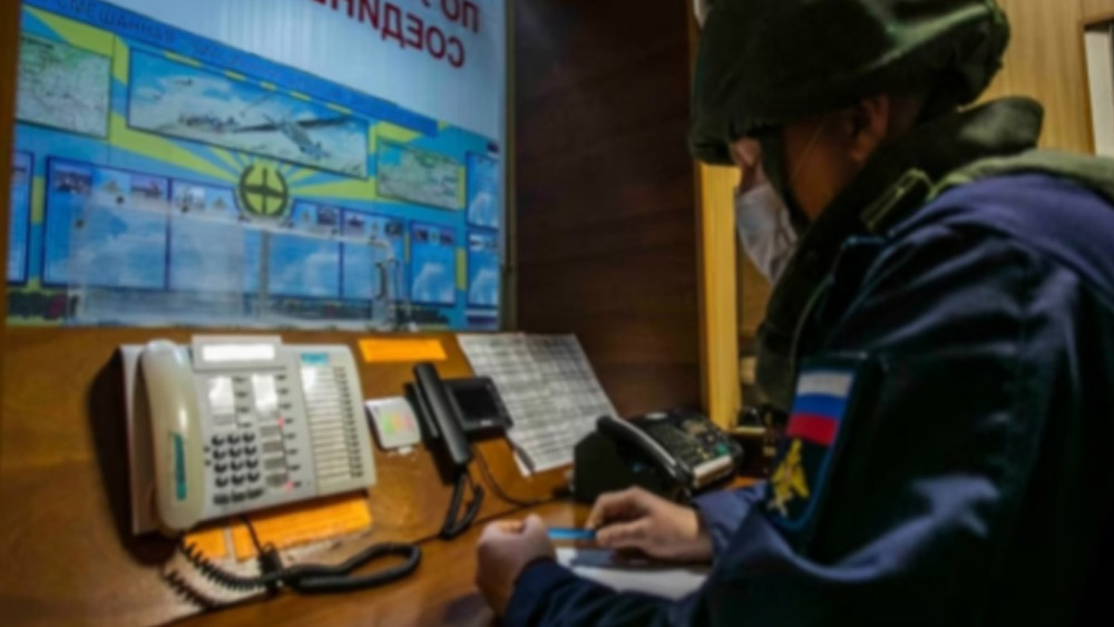 বান্ধবী জানান, তাঁর বিশ্বাস ইউক্রেনের বিরুদ্ধে যুদ্ধে খুব শীঘ্রই বেলারুশও যোগদান করবে। তার প্রত্যুত্তরে ওই সেনা একটু উত্তেজিত হয়ে বলেন, ‘‘যোগ দিতে দাও। তাতে আমার কিছু যায় আসে না। ’’  