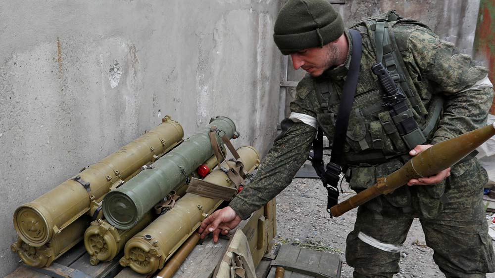 এই কথপোকথেনই স্পষ্ট, রুশ সেনাদের মধ্যে চলতি যুদ্ধ নিয়ে কতটা ক্ষোভ ছড়িয়ে পড়েছে।