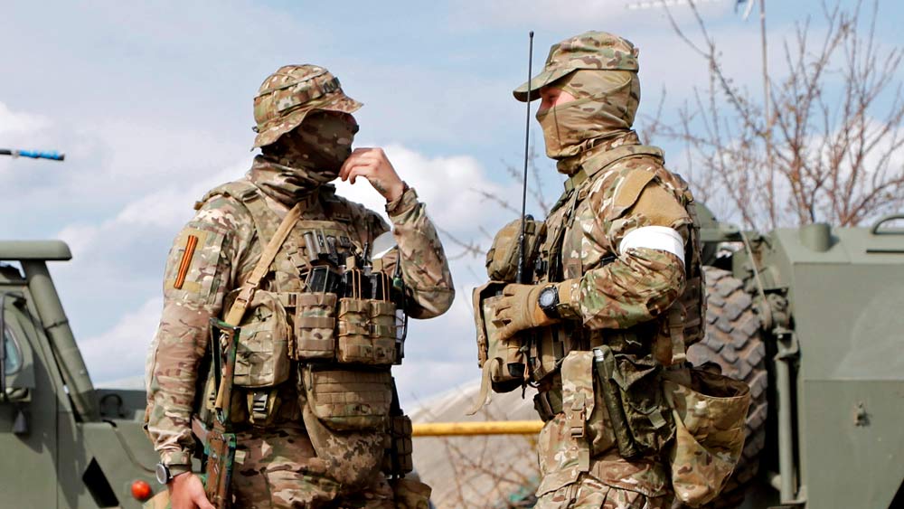 কিভ প্রায়শই বিভিন্ন অডিয়ো ক্লিপ প্রকাশ করে যাতে শোনা যায়, রুশ সেনার পরিবার বা তাঁর বন্ধুরা তাঁকে ঘরে ফিরে আসতে বলেছেন।