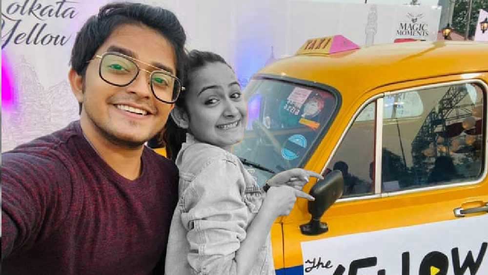 পরিবারের অভিযোগ, এ ছাড়াও আরও একাধিক আর্থিক লেনদেন নিয়েও পুলিশ প্রশ্ন করে সাগ্নিককে।