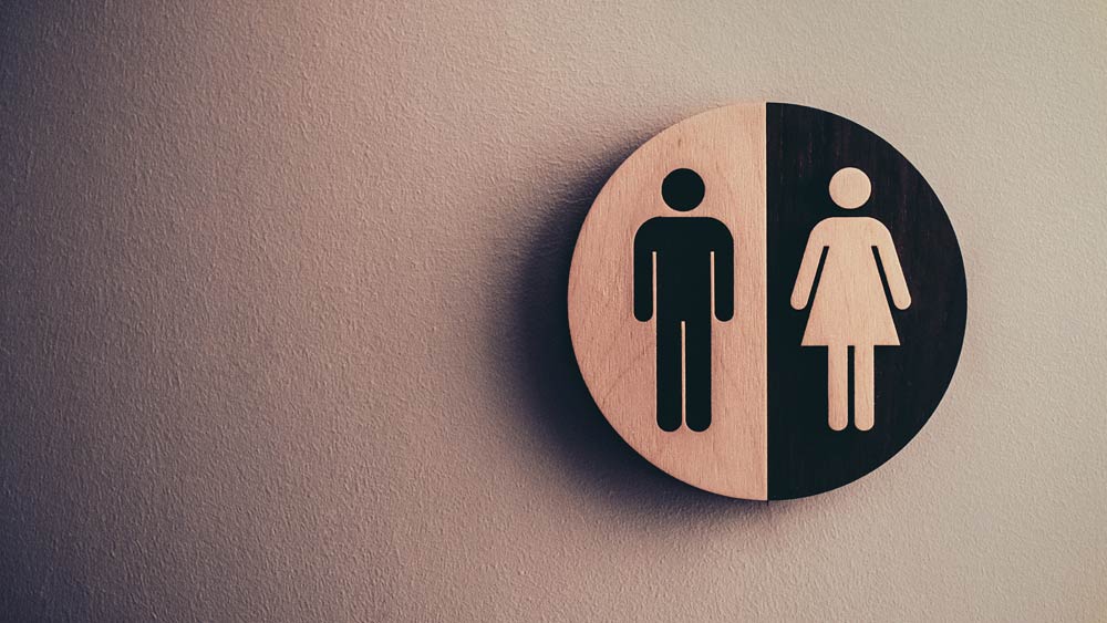 শুধু বাড়ির ভিতরে নয়, বাড়ির বাইরেও শৌচাগারের উপস্থিতি খুবই গুরুত্বপূর্ণ। বাইরে বেরিয়ে কখন আপনাকে যে প্রকৃতি ডাক দেবে তা কেউ বলতে পারে না।