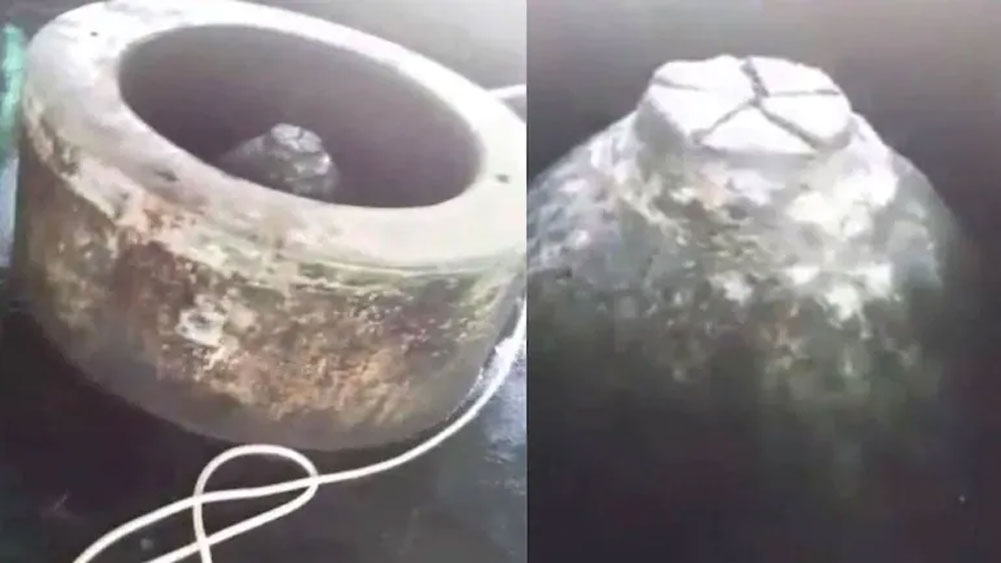 মুসলিম পক্ষের দাবি, ওজুখানার পাথরের কাঠামো আদতে একটি ফোয়ারার নির্গমন মুখ। মুঘল যুগে তাজমহল-সহ অনেক স্থাপত্যেই ফোয়ারার উপস্থিতি রয়েছে। পুরনো বহু মসজিদেও নমাজের আগের ওজু করার (হাত-পা ধোওয়া) স্থানে ফোয়ারা রয়েছে।