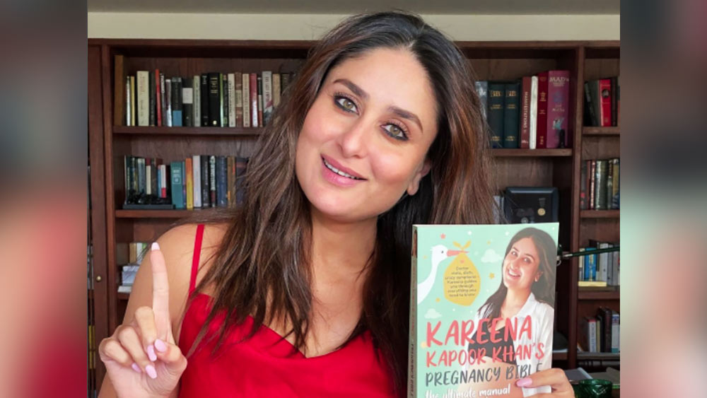 প্রতিটি ঘরের কোথাও না কোথাও বই রাখা থাকলেও আলাদা ভাবে তৈরি করা হয়েছে একটি লাইব্রেরি ঘর।