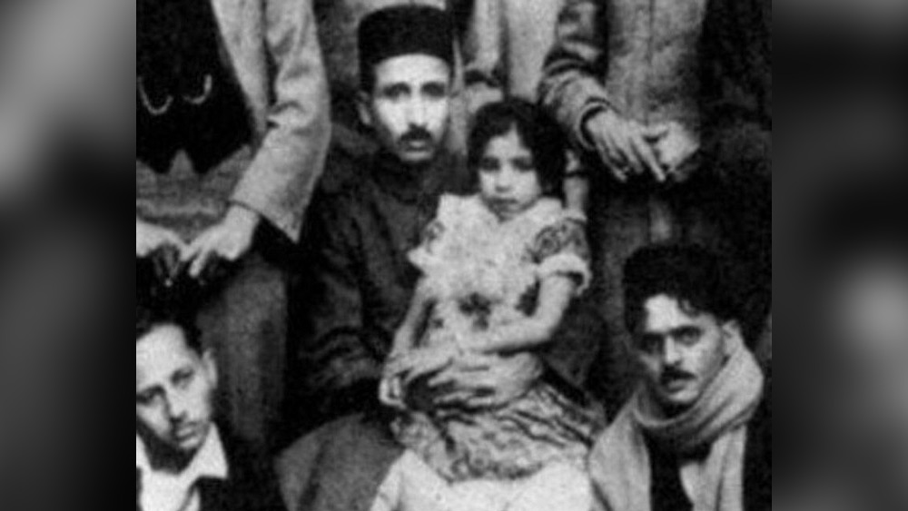 অনেক জোরাজুরি করার পর শান্তি দেবী তাঁর স্বামীর নাম প্রকাশ্যে আনেন। তাঁর স্বামীর নাম কেদারনাথ চৌবে। সঙ্গে এ-ও বলেন যে, শান্তি দেবীর আগের জন্মের নাম ছিল লুগ্দী দেবী।