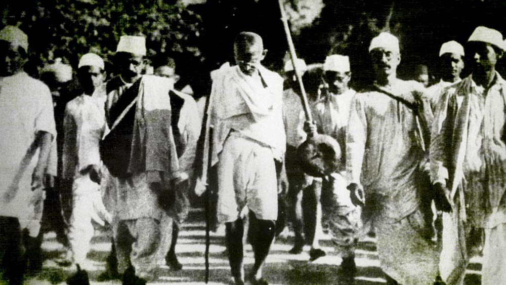 সেই সময় আরও দু’টি পৃথক রিপোর্টও লেখা হয়েছিল। দু’টি রিপোর্টই মহাত্মা গাঁধীর গঠন করা কমিশনের রিপোর্টকে খণ্ডন করেছিল। রিপোর্টে বলা হয়েছিল, শান্তি দেবীর দাবির প্রেক্ষিতে এমন কোনও মজবুত প্রমাণ পাওয়া যায়নি, যা তাঁর পুনর্জন্মের তত্ত্বকে স্থাপিত করে।