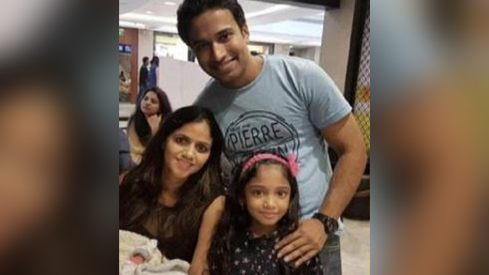 বাবা-মা এবং শ্বশুরবাড়ির তরফ থেকে বাধা এলেও স্ত্রীর পাশে দাঁড়িয়েছিলেন মায়ার স্বামী। তিনি মায়াকে আরও বেশি করে উৎসাহ জোগাতে শুরু করেন।