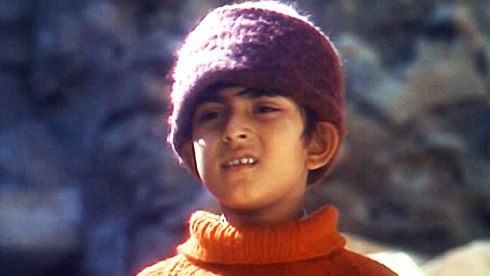 ‘সোনার কেল্লা’র মুকুল কি শুধুই কল্পনা? না কি বাস্তব জীবনেও রয়েছে উদাহরণ? জন্ম-মৃত্যু কখনওই মানুষের হাতে থাকে না। সে কখন জন্ম নেবে বা কখন মৃত্যুর কোল ঢোলে পড়বে কেউ জানে না। এই জন্ম-মৃত্যু নিয়ে অনেক লোকগাথা প্রচলিত রয়েছে।